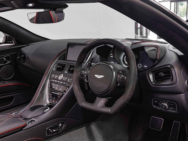 Used Aston Martin DBS 2022 for sale - 75280164: Photo 7