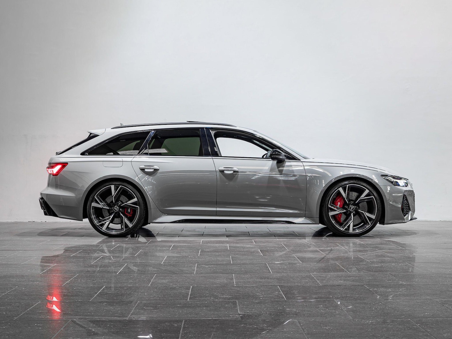 Used Audi RS6 Avant for sale - 77376367: Photo 6