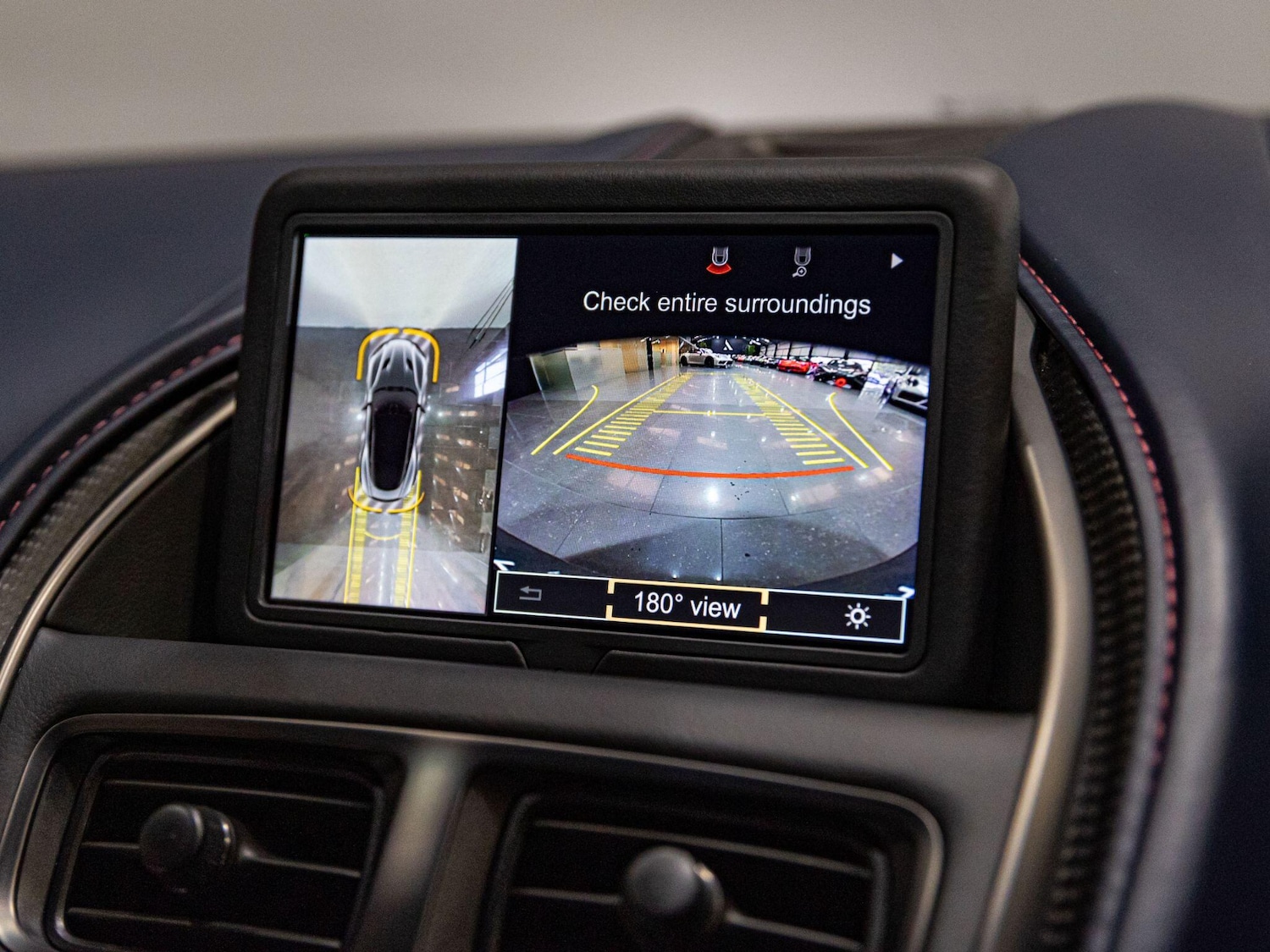 Used Aston Martin DBS 2019 for sale - 76398272: Photo 14