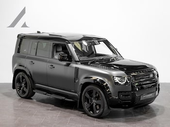 Used Land Rover Defender 110 2024 for sale - 79107551: Photo