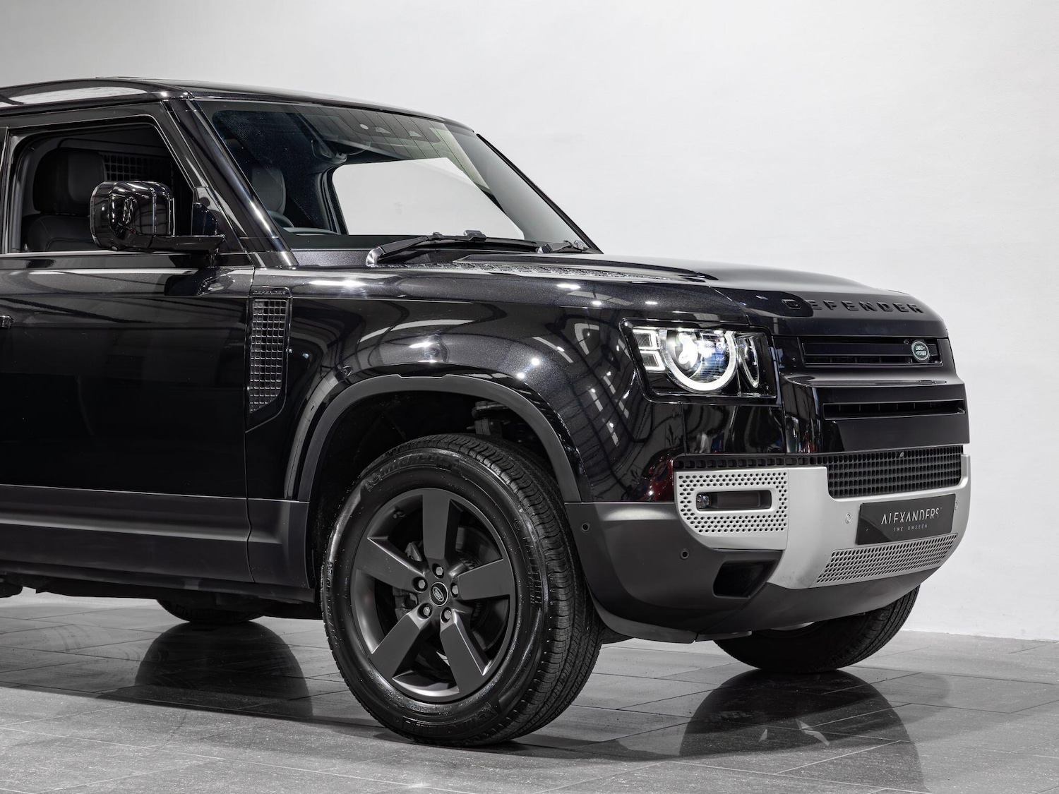 Used Land Rover Defender 90 2022 for sale - 76976092: Photo 18