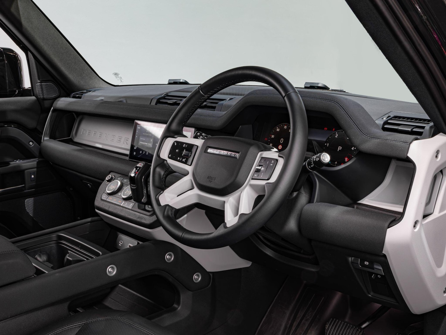 Used Land Rover Defender 90 2022 for sale - 76976092: Photo 8