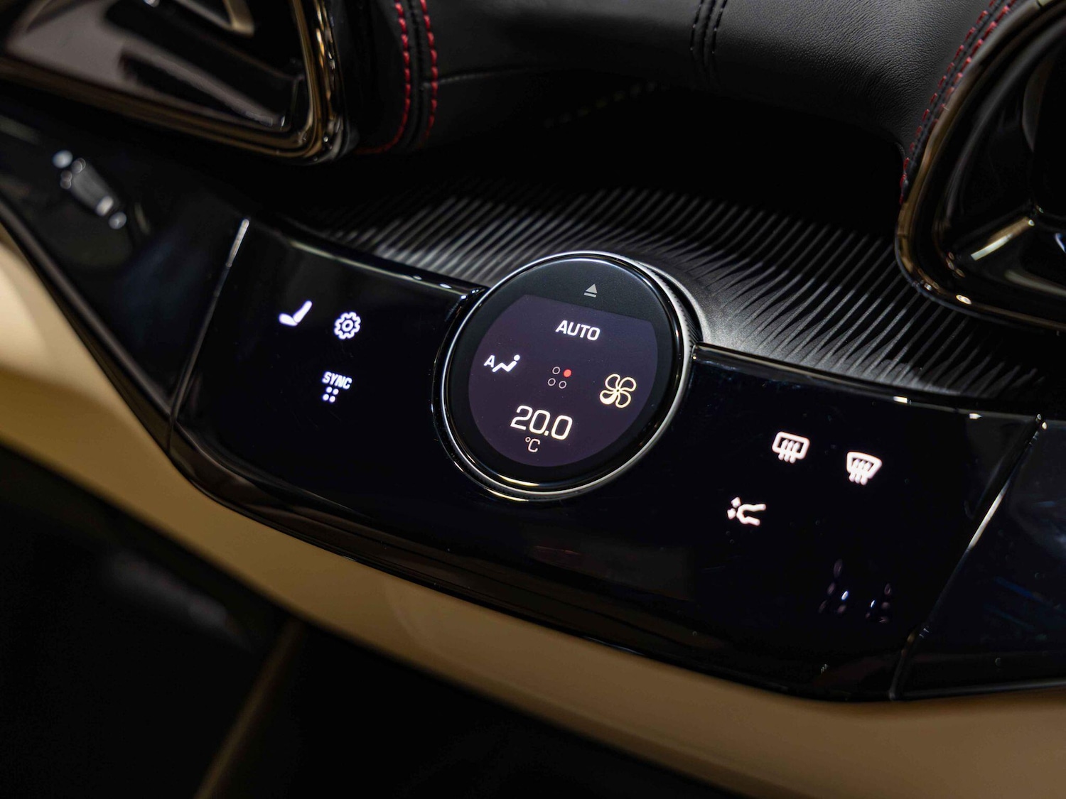 Used Ferrari Purosangue 2024 for sale - 76702028: Photo 27