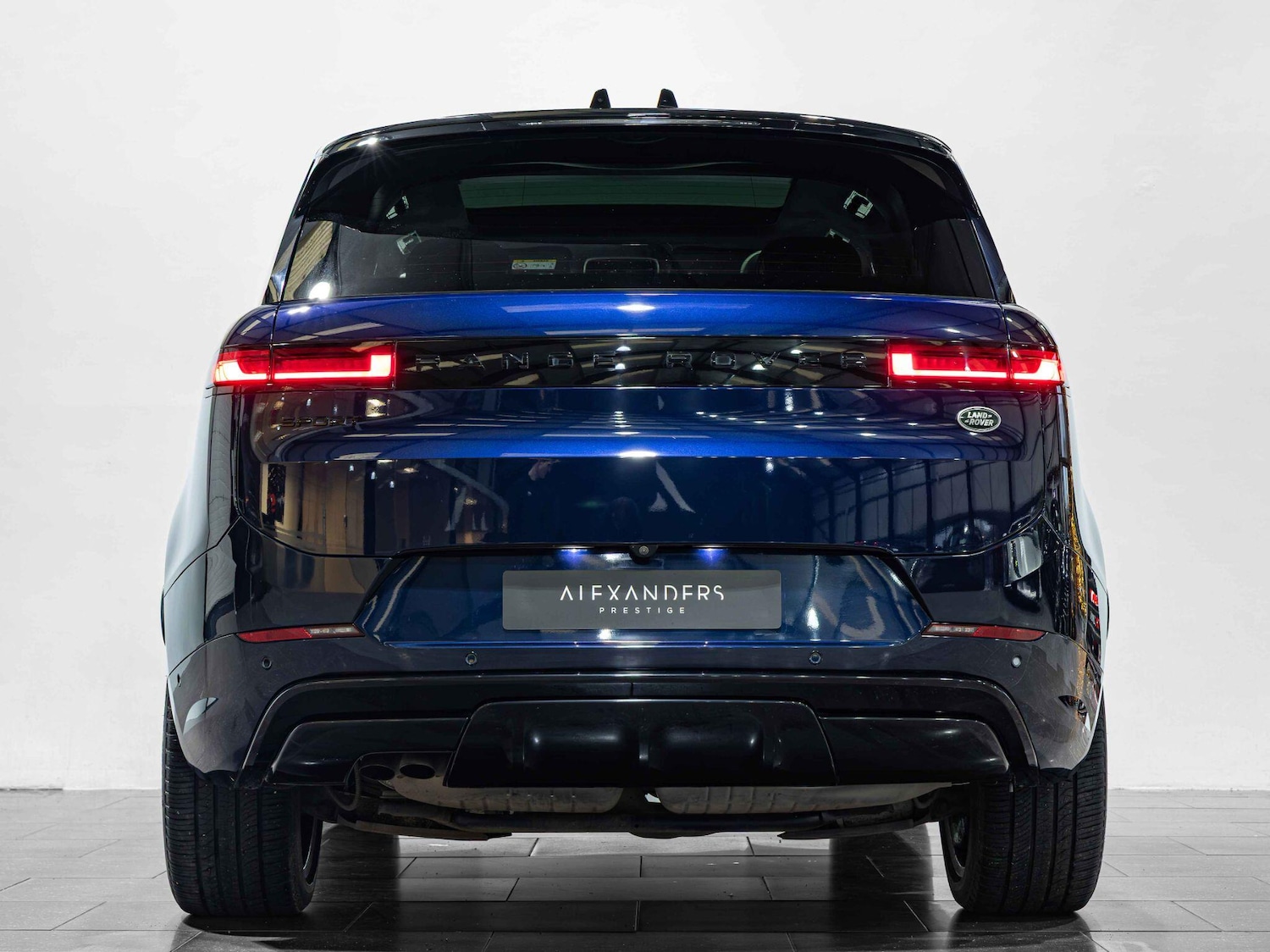 Used Land Rover Range Rover Sport 2023 for sale - 76886363: Photo 11