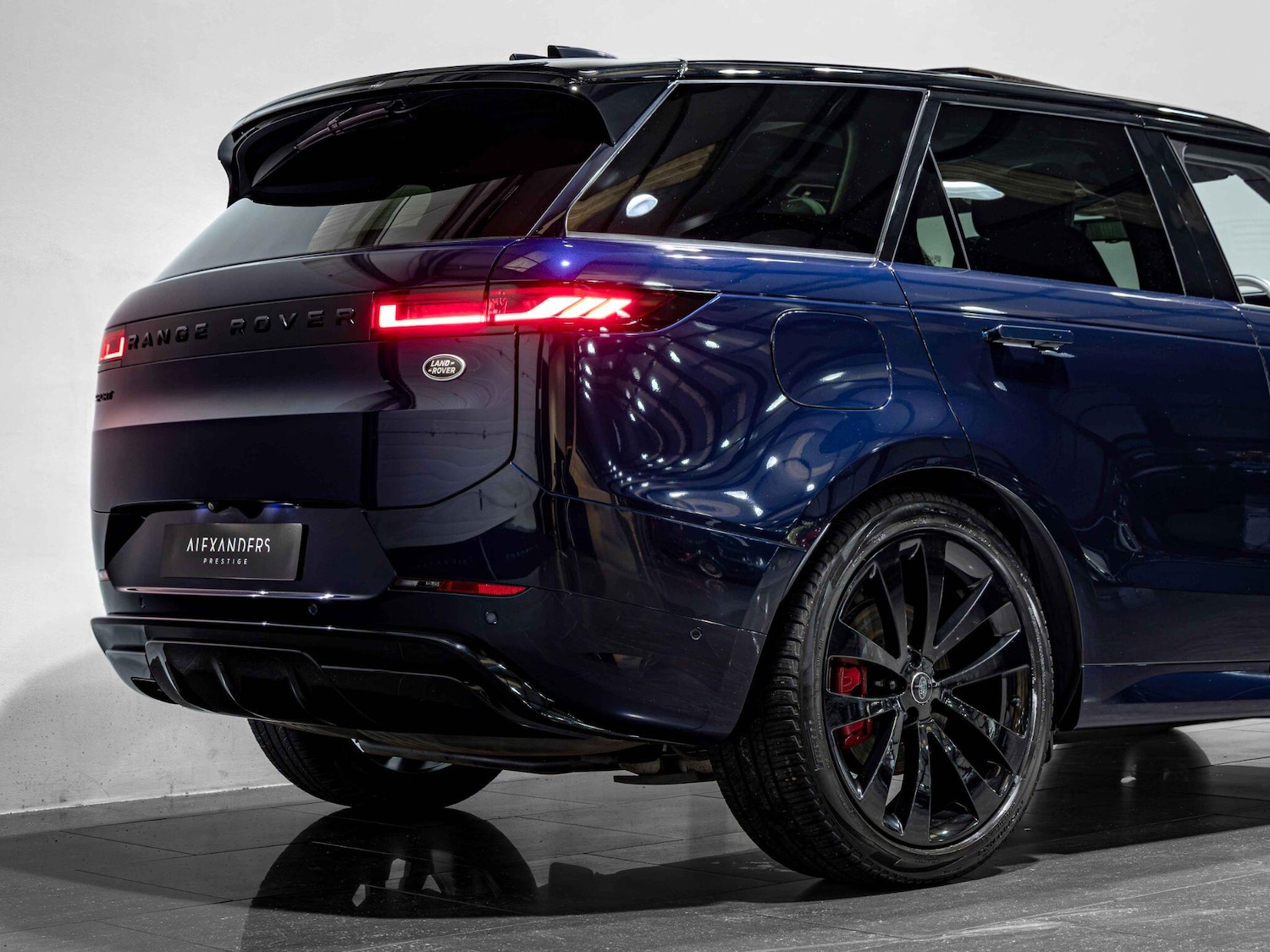 Used Land Rover Range Rover Sport 2023 for sale - 76886363: Photo 13