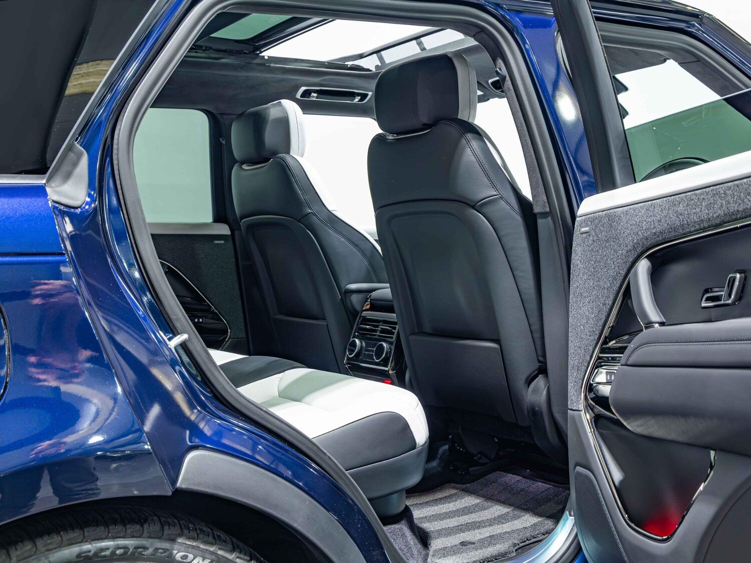 Used Land Rover Range Rover Sport 2023 for sale - 76886363: Photo 25