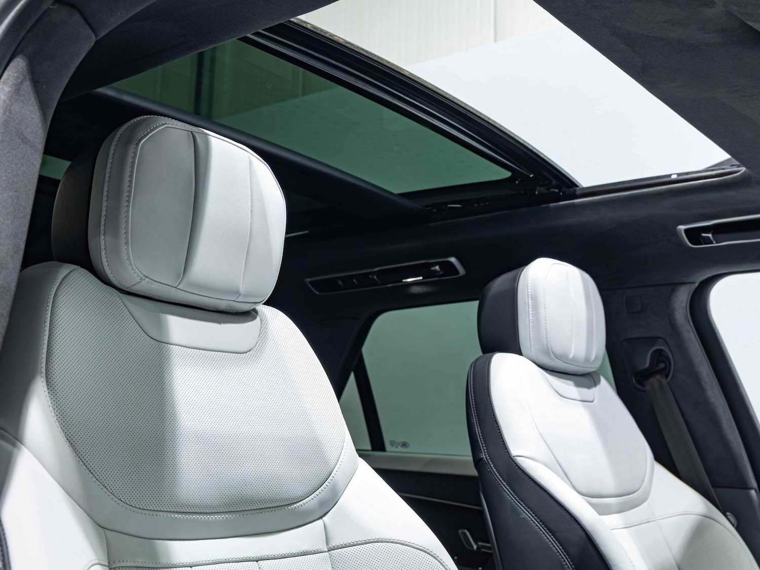 Used Land Rover Range Rover Sport 2023 for sale - 76886363: Photo 3