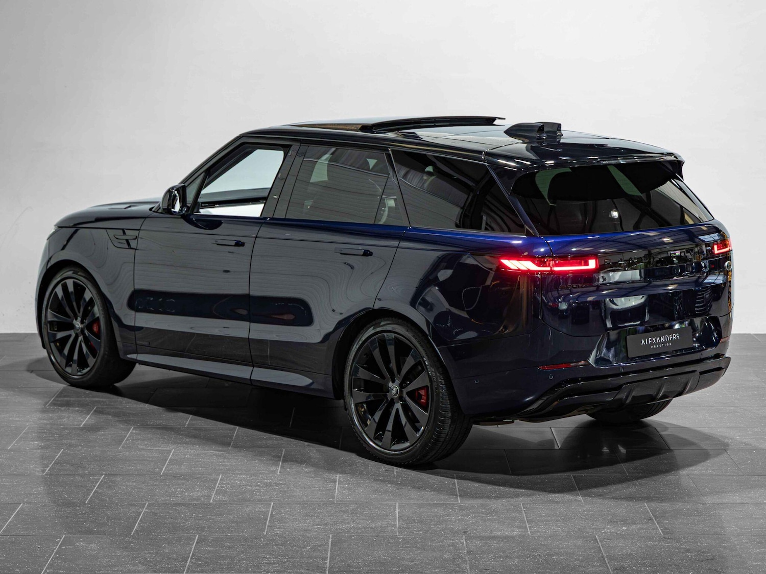 Used Land Rover Range Rover Sport 2023 for sale - 76886363: Photo 5