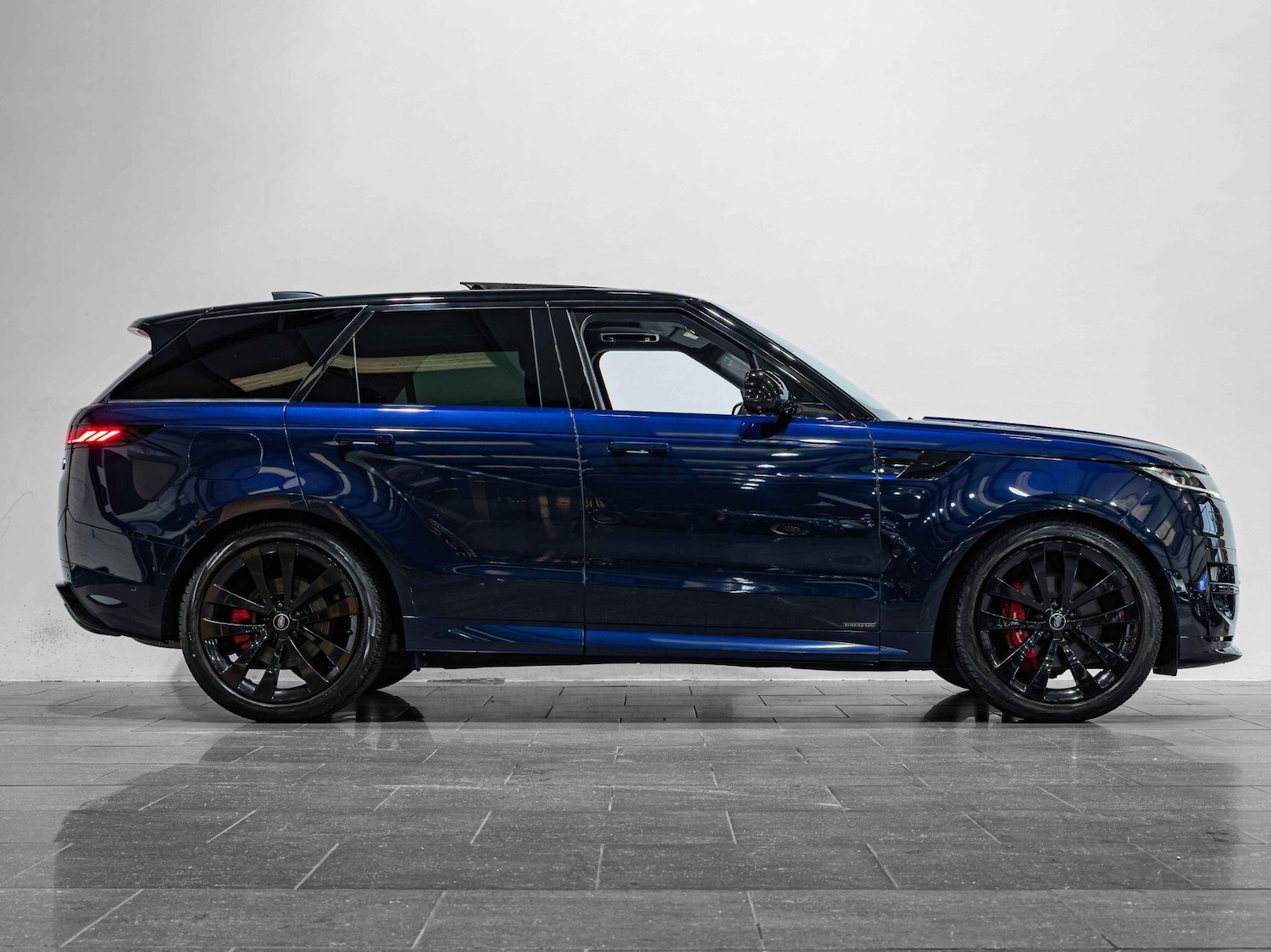 Used Land Rover Range Rover Sport 2023 for sale - 76886363: Photo 6