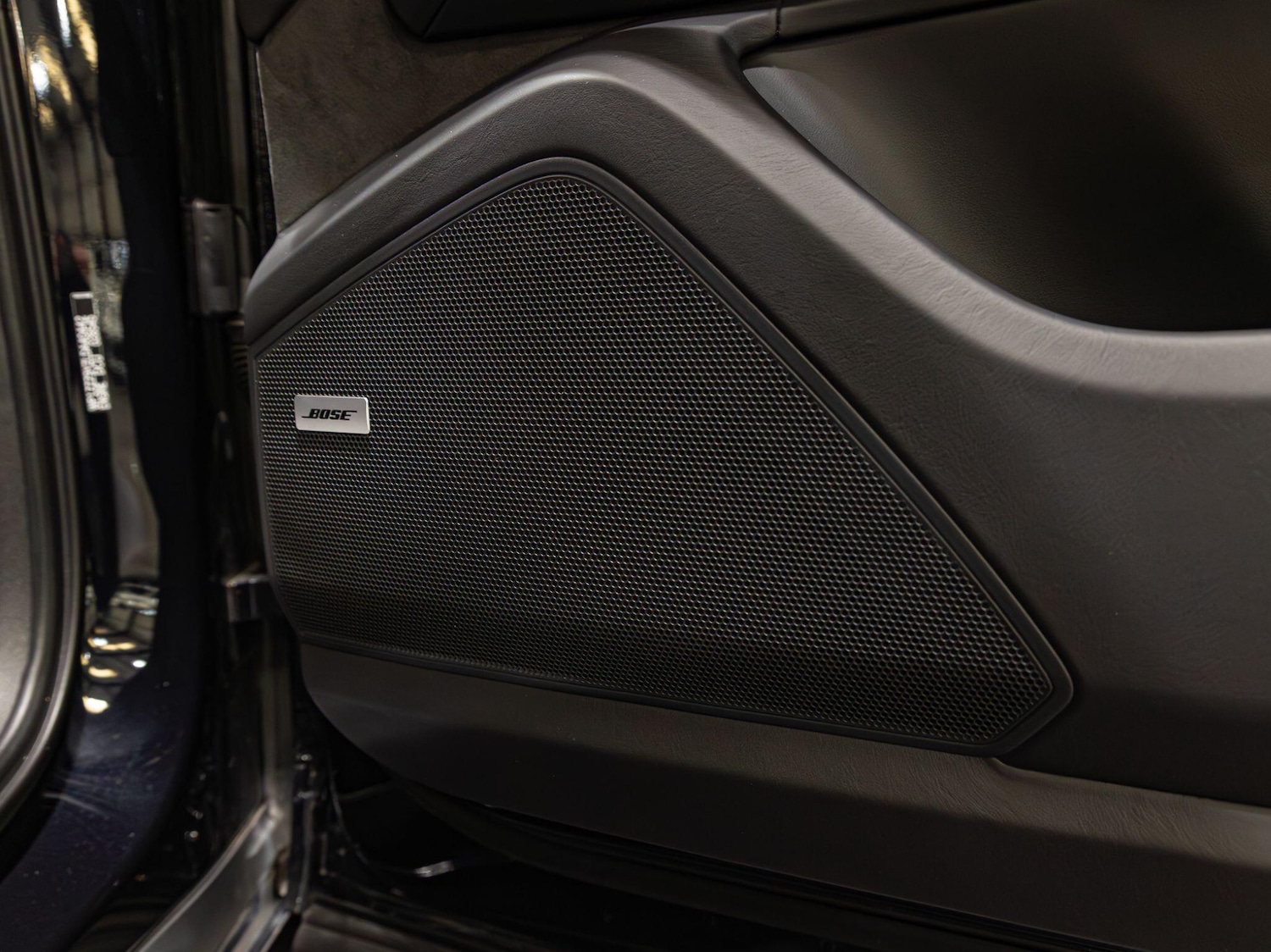 Used Porsche Cayenne for sale - 77574784: Photo 4