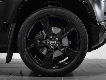 Used Land Rover Defender 90 2023 for sale - 77229464: Photo