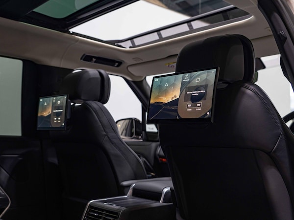 Used Land Rover Range Rover 2023 for sale - 74310477: Photo 3