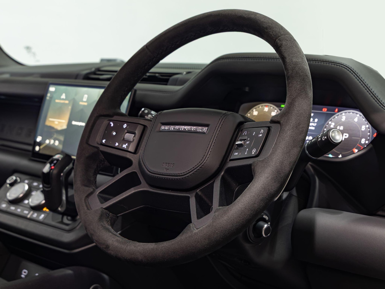 Used Land Rover Defender 110 2023 for sale - 77575104: Photo 10