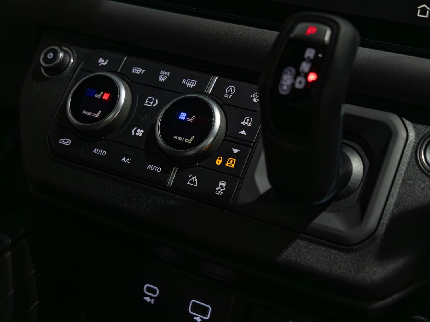 Used Land Rover Defender 110 2023 for sale - 77575104: Photo 15