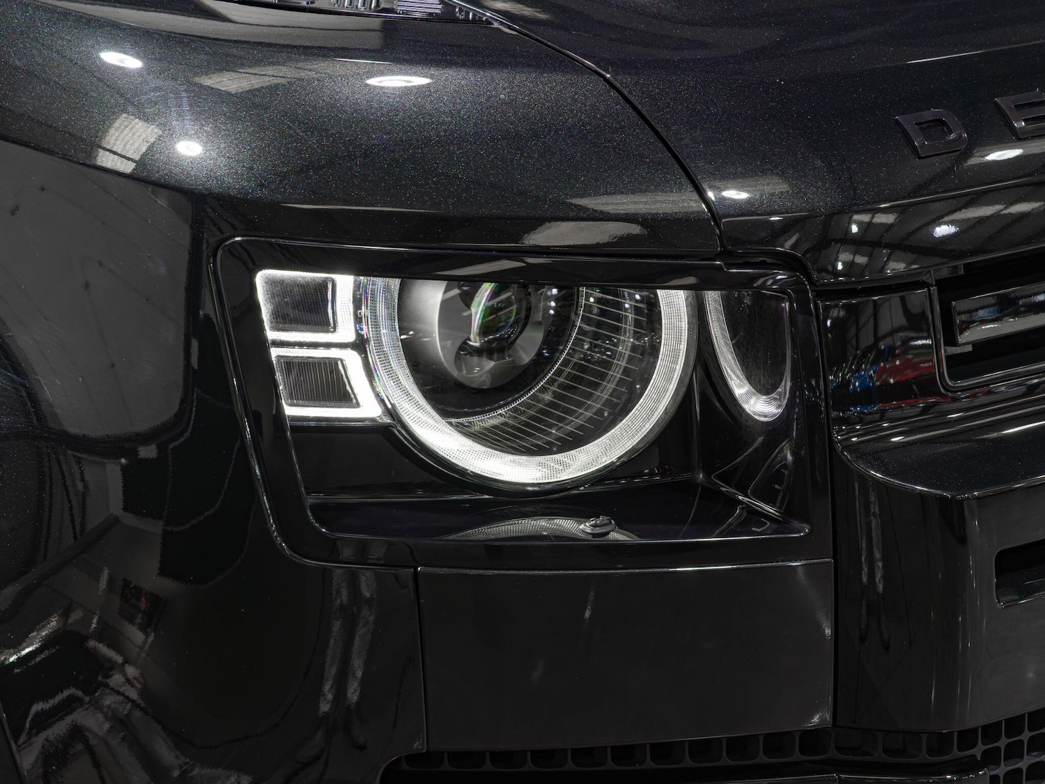 Used Land Rover Defender 110 2023 for sale - 77575104: Photo 25