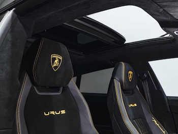 Used Lamborghini Urus 2024 for sale - 77468533: Photo