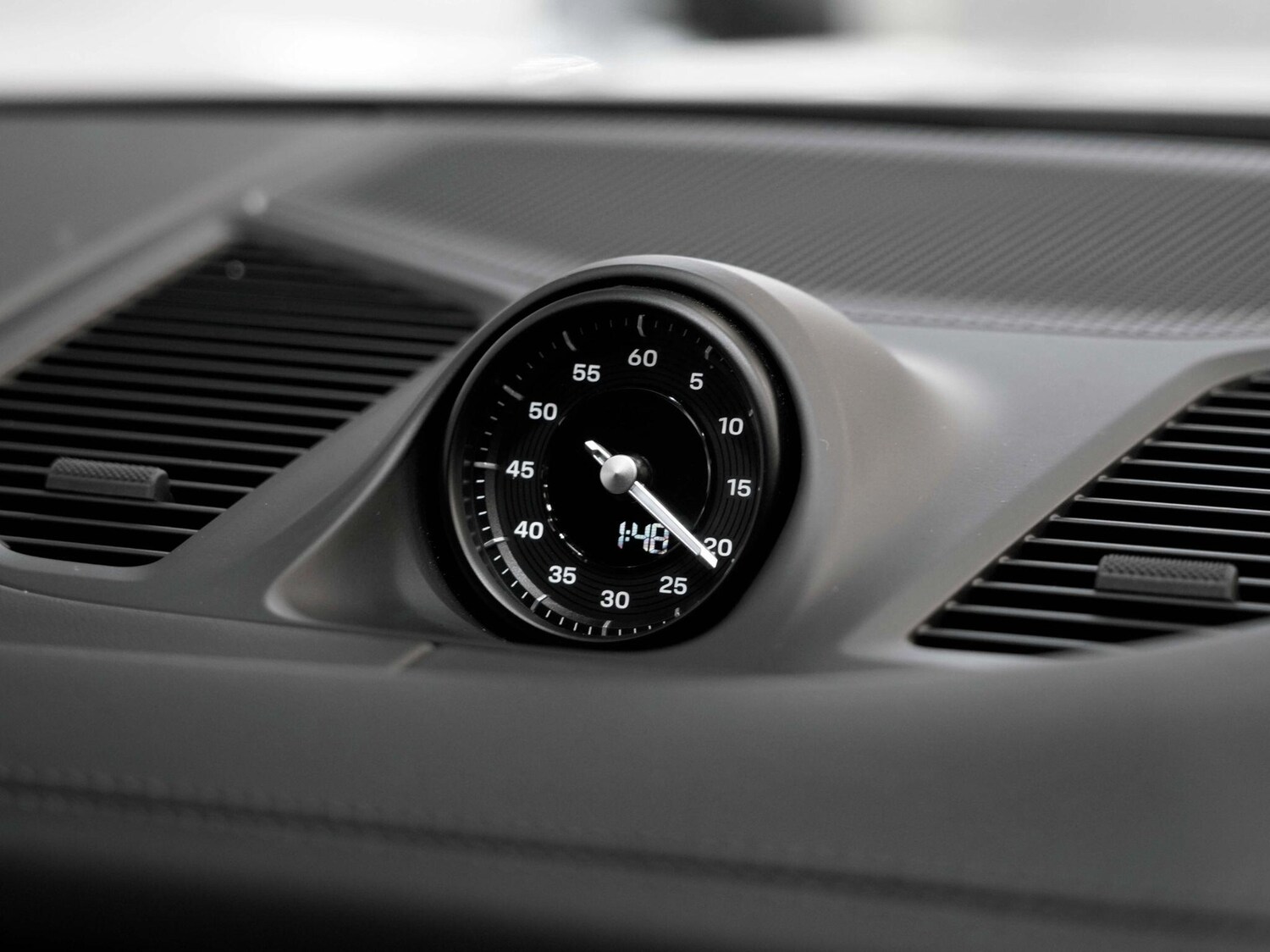 Used Porsche Cayenne 2023 for sale - 77537315: Photo 17