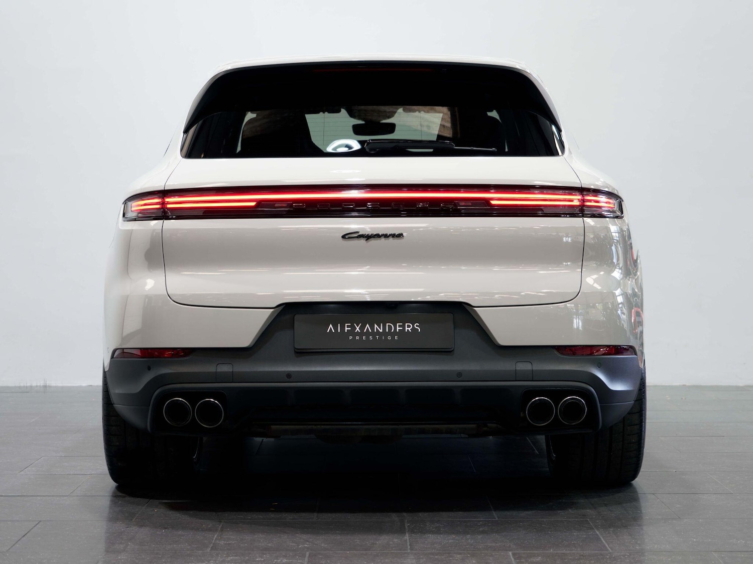 Used Porsche Cayenne 2023 for sale - 77537315: Photo 8