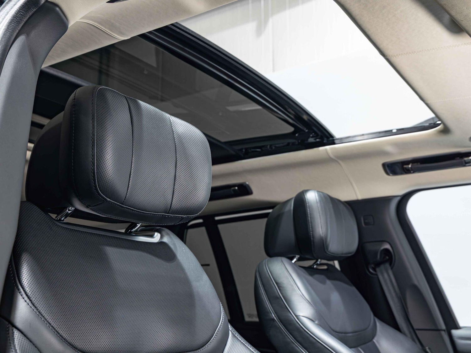 Used Land Rover Range Rover for sale - 76991626: Photo 2