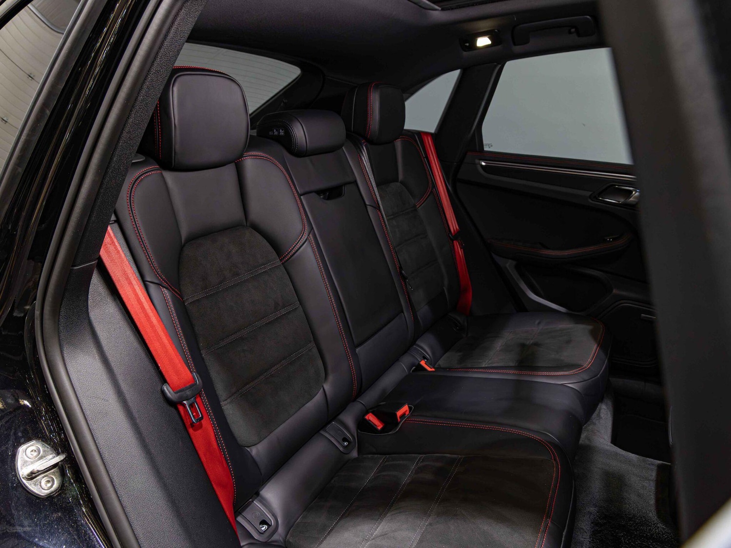 Used Porsche Macan for sale - 76997014: Photo 18