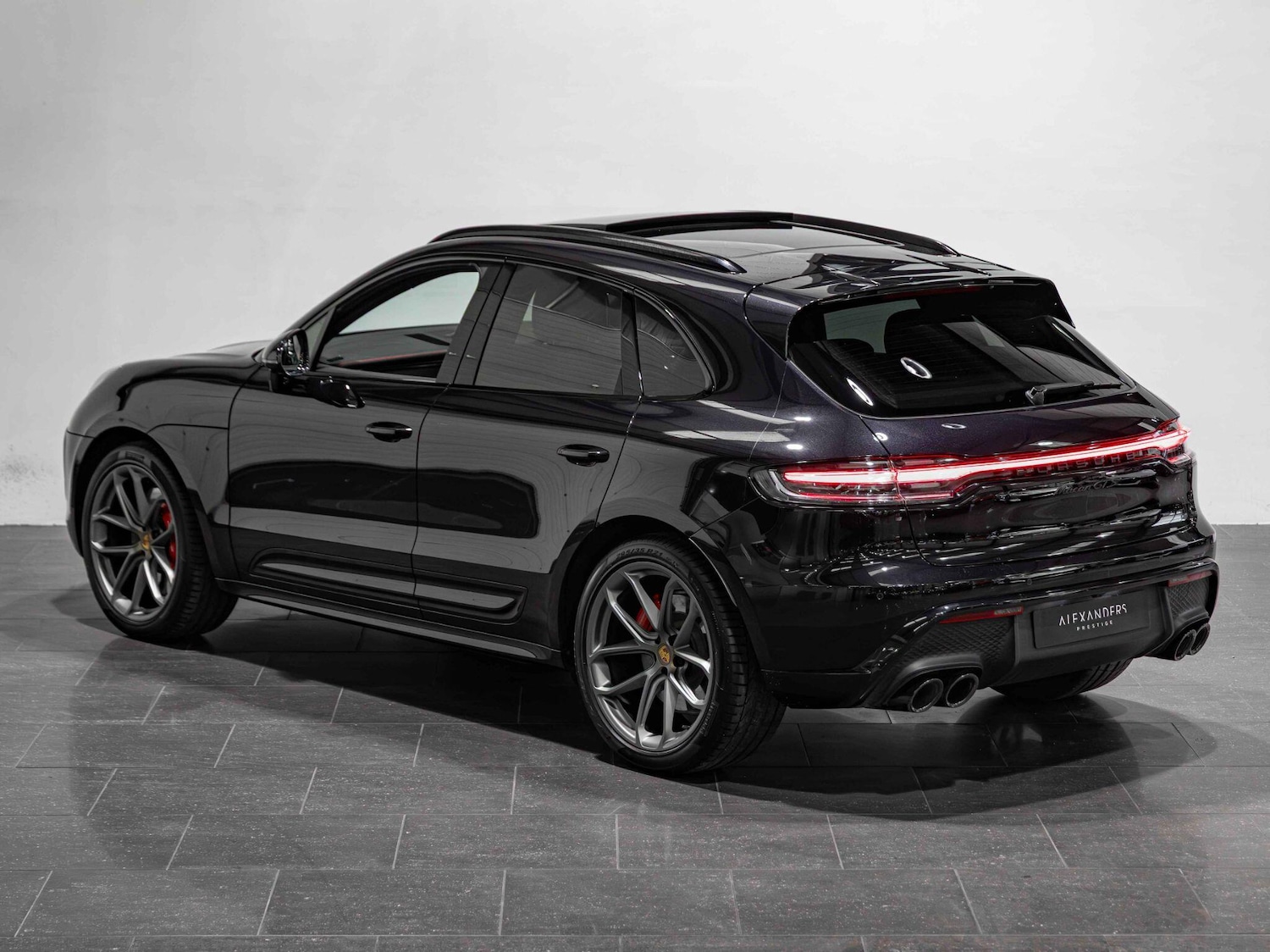 Used Porsche Macan for sale - 76997014: Photo 6