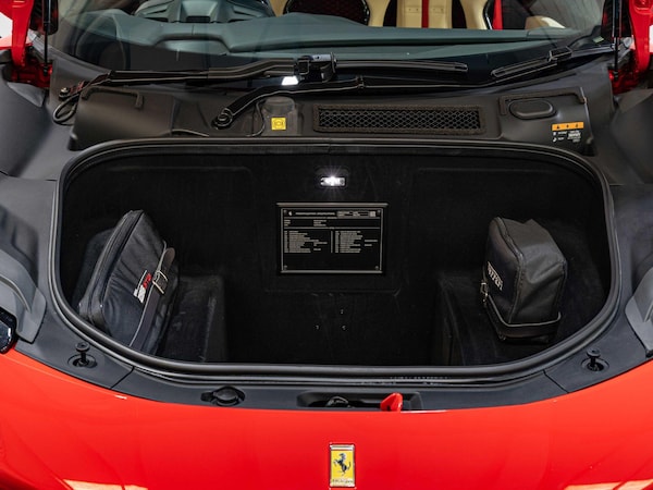 Used Ferrari 296 GTB 2023 for sale - 76084019: Photo 24