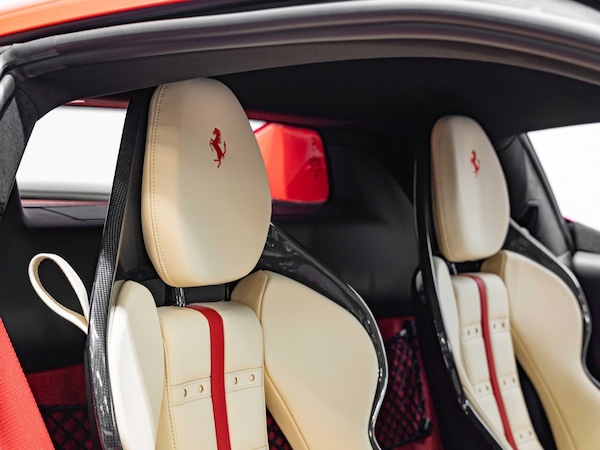 Used Ferrari 296 GTB 2023 for sale - 76084019: Photo 4