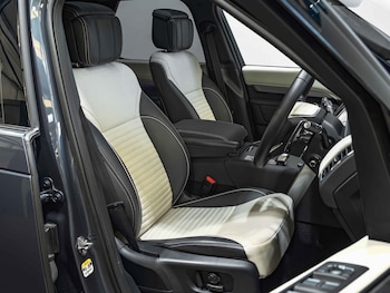 Used Land Rover Discovery 2024 for sale - 78335144: Photo