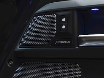 Used Land Rover Defender 90 2024 for sale - 77523769: Photo