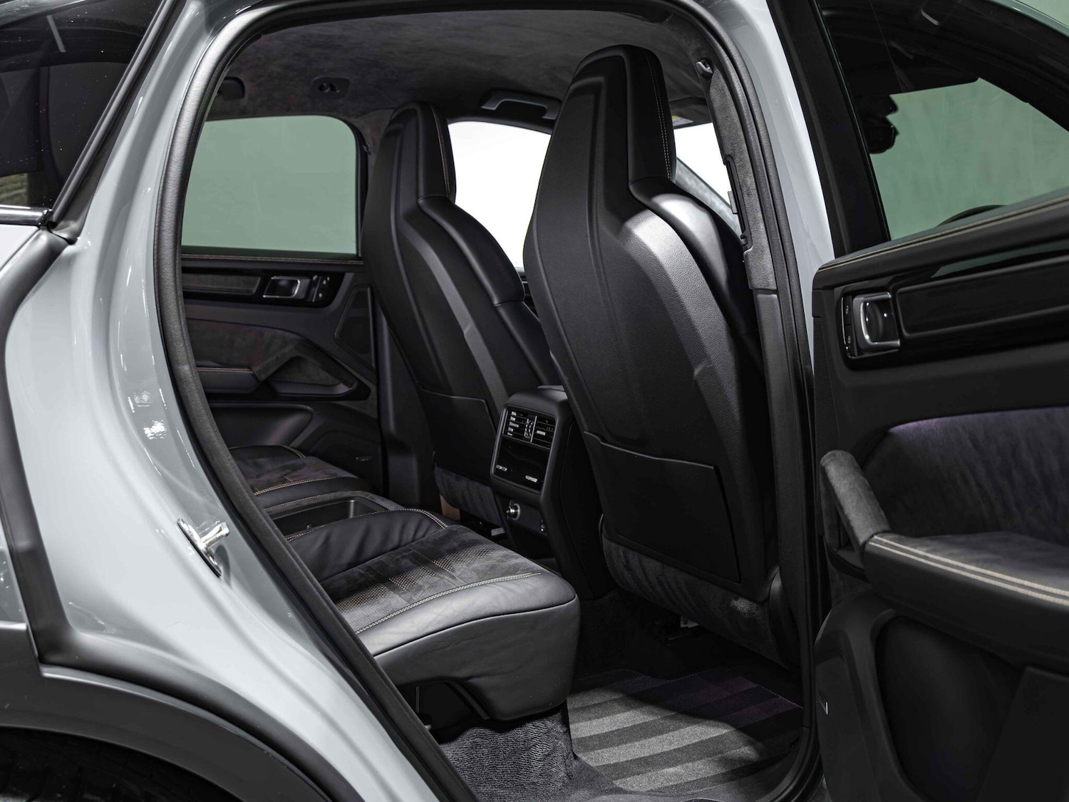 Used Porsche Cayenne 2022 for sale - 77015332: Photo 17