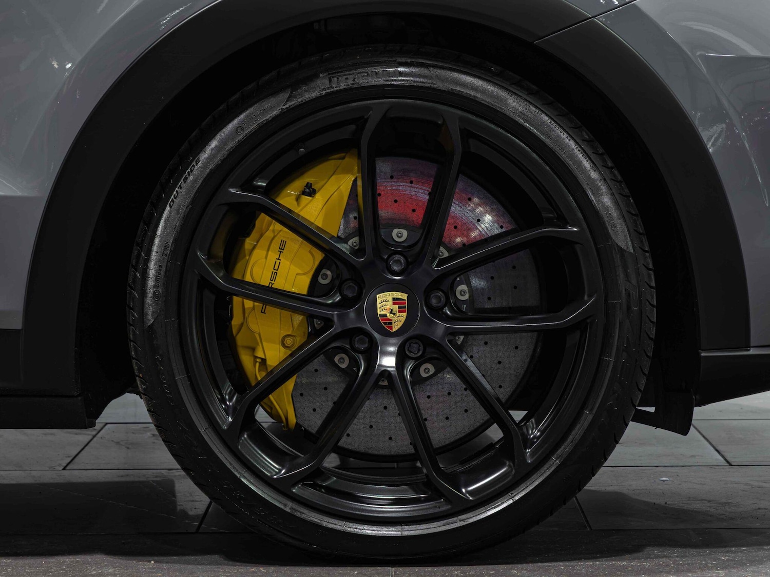 Used Porsche Cayenne 2022 for sale - 77015332: Photo 3