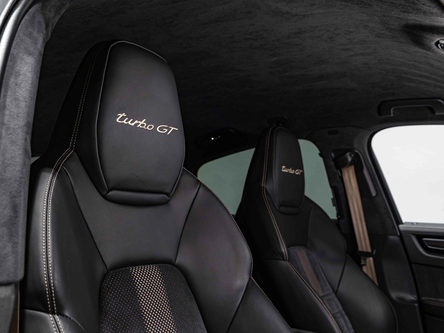 Used Porsche Cayenne 2022 for sale - 77015332: Photo 4