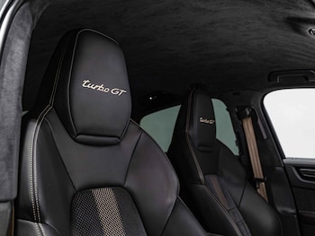 Used Porsche Cayenne 2022 for sale - 77015332: Photo