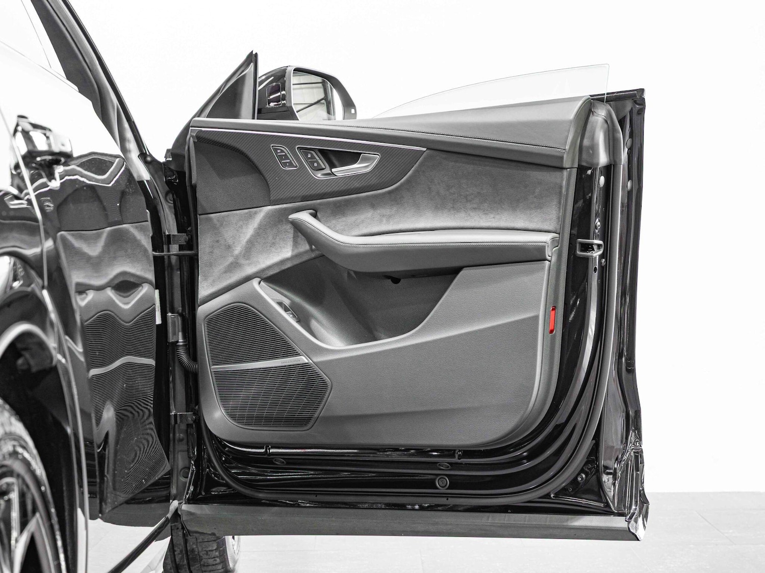 Used Audi RS Q8 for sale - 76995273: Photo 23