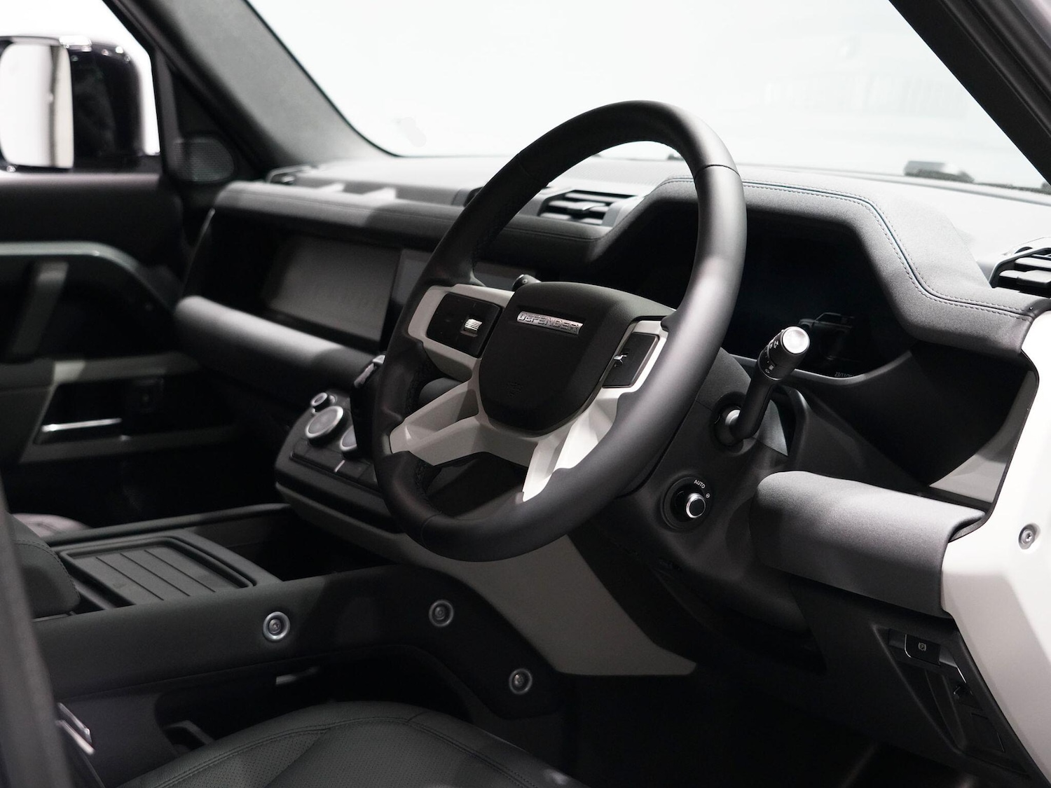 Used Land Rover Defender 110 for sale - 78204927: Photo 18