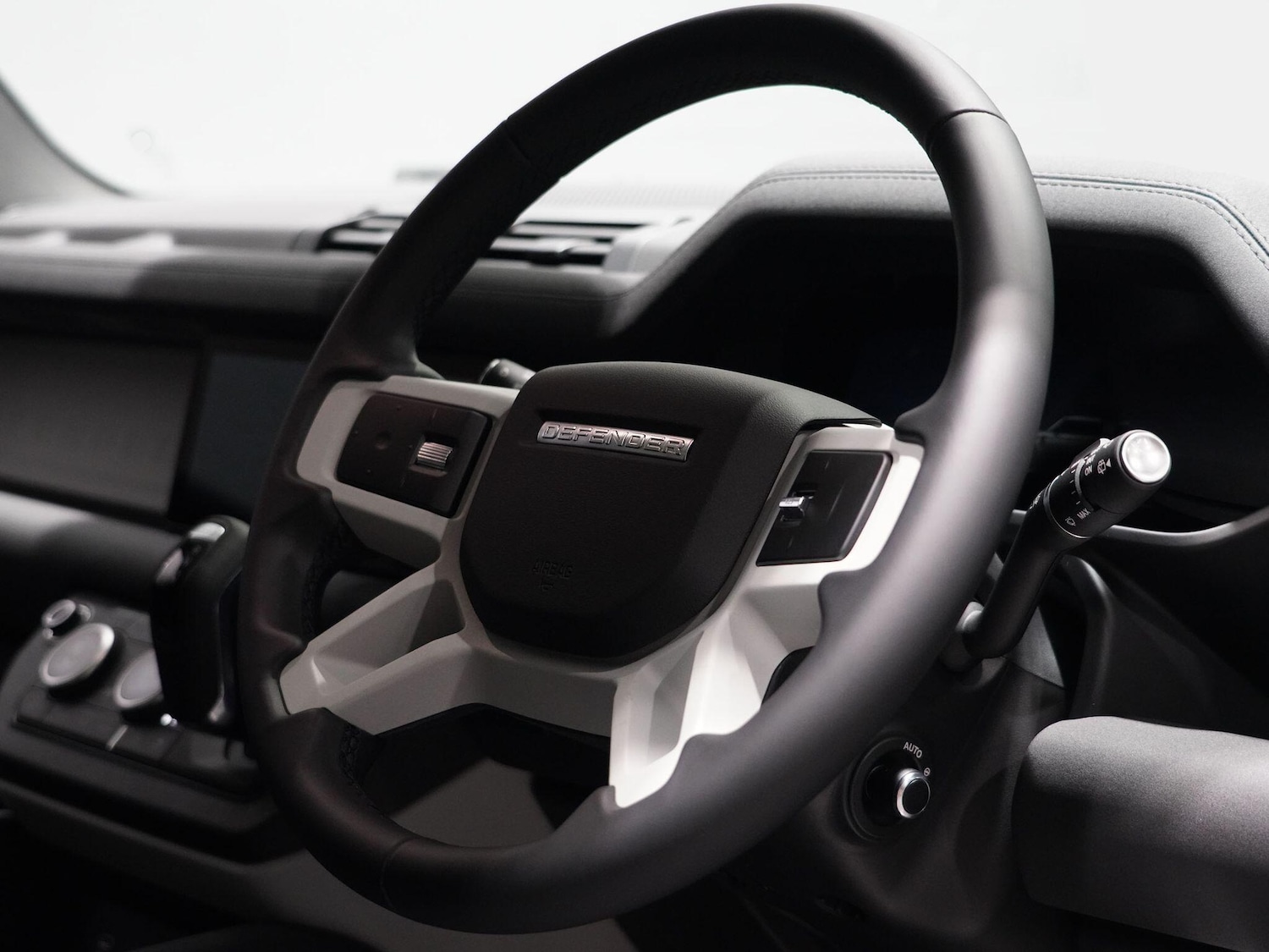 Used Land Rover Defender 110 for sale - 78204927: Photo 19