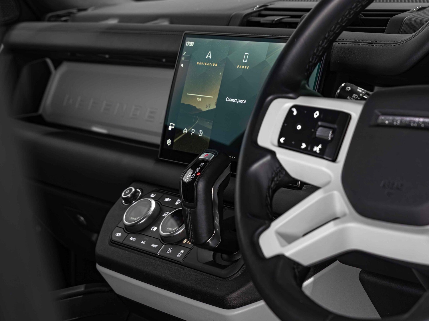 Used Land Rover Defender 110 2023 for sale - 77119918: Photo 18