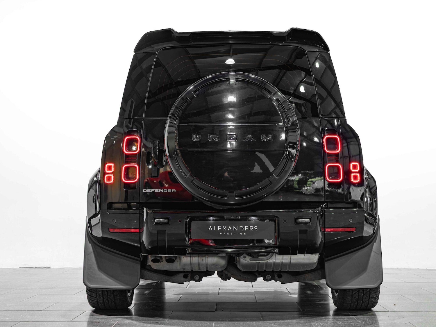 Used Land Rover Defender 110 2023 for sale - 77119918: Photo 28