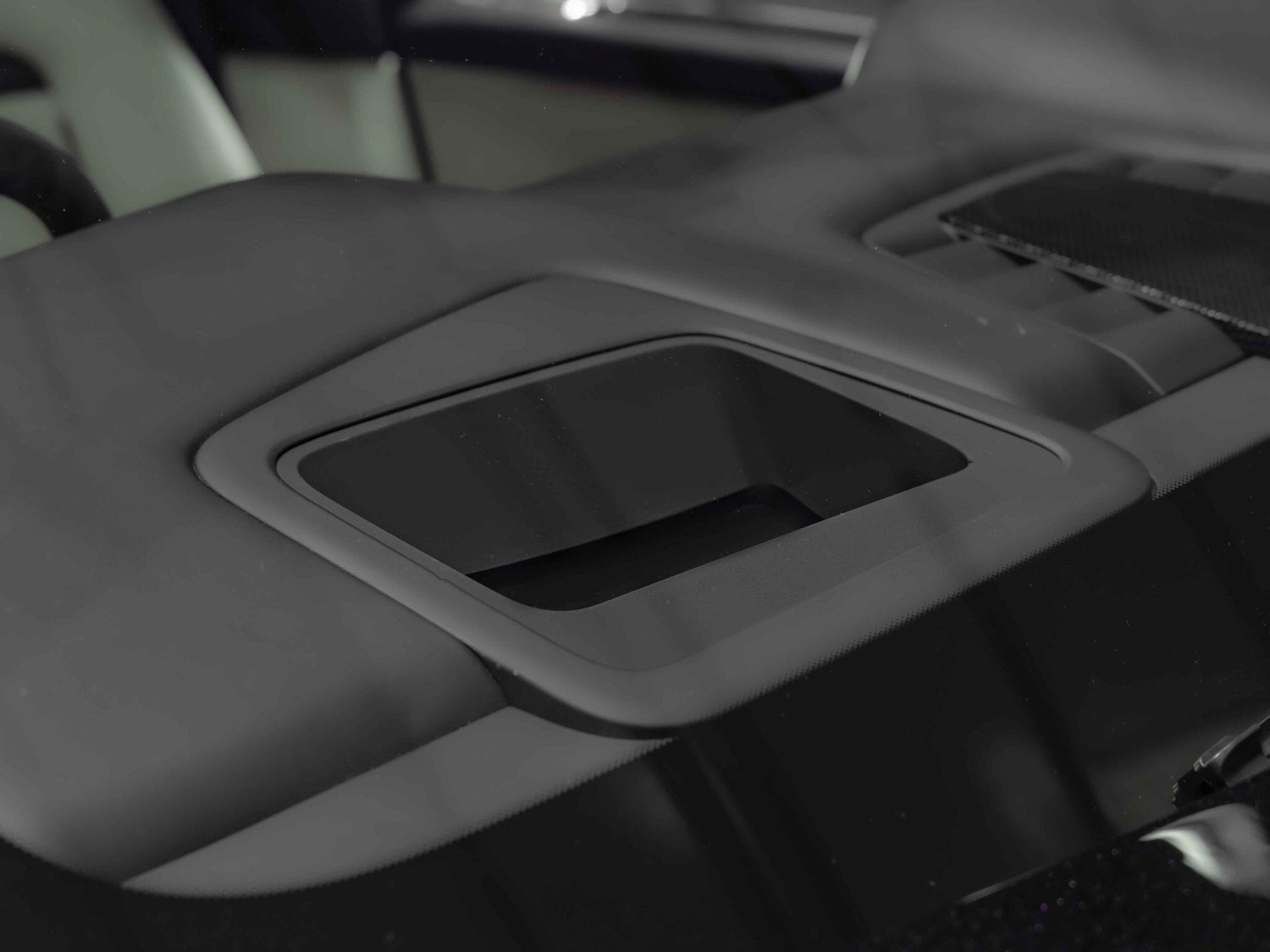 Used Rolls-Royce Cullinan for sale - 76832451: Photo 18