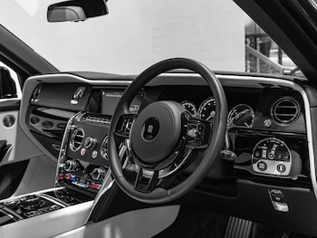 Used Rolls-Royce Cullinan 2022 for sale - 76832451: Photo