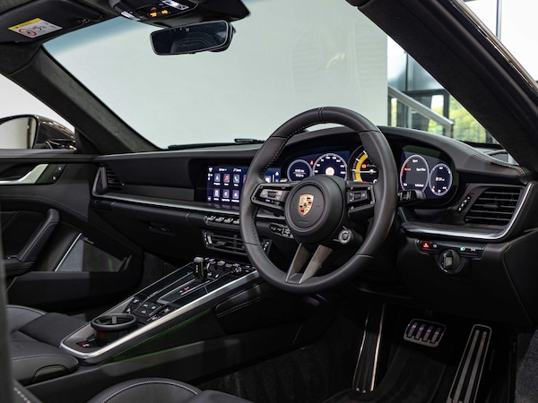Used Porsche 911 2023 for sale - 76122456: Photo 19