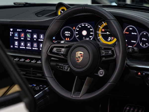 Used Porsche 911 2023 for sale - 76122456: Photo 21