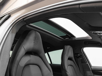 Used Porsche Panamera 2023 for sale - 75658851: Photo