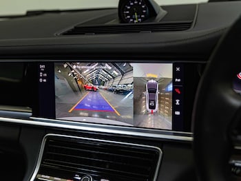 Used Porsche Panamera 2023 for sale - 75658851: Photo