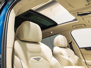 Used Bentley Bentayga 2024 for sale - 77957083: Photo