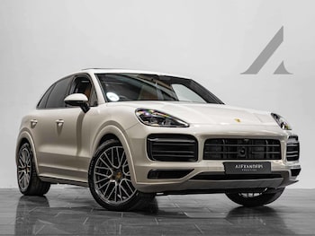 2022 (72) - 4.0T V8 GTS TiptronicS 4WD Euro 6 (s/s) 5dr