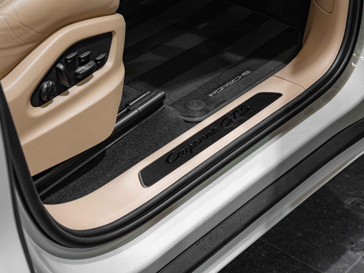 Used Porsche Cayenne 2022 for sale - 76189055: Photo 22