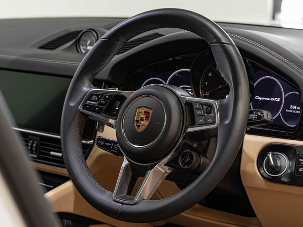 Used Porsche Cayenne 2022 for sale - 76189055: Photo 9