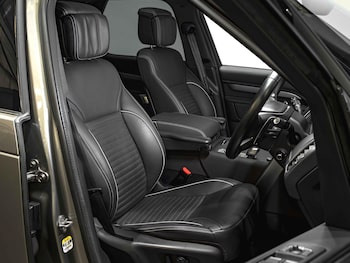 Used Land Rover Discovery 2022 for sale - 79131896: Photo