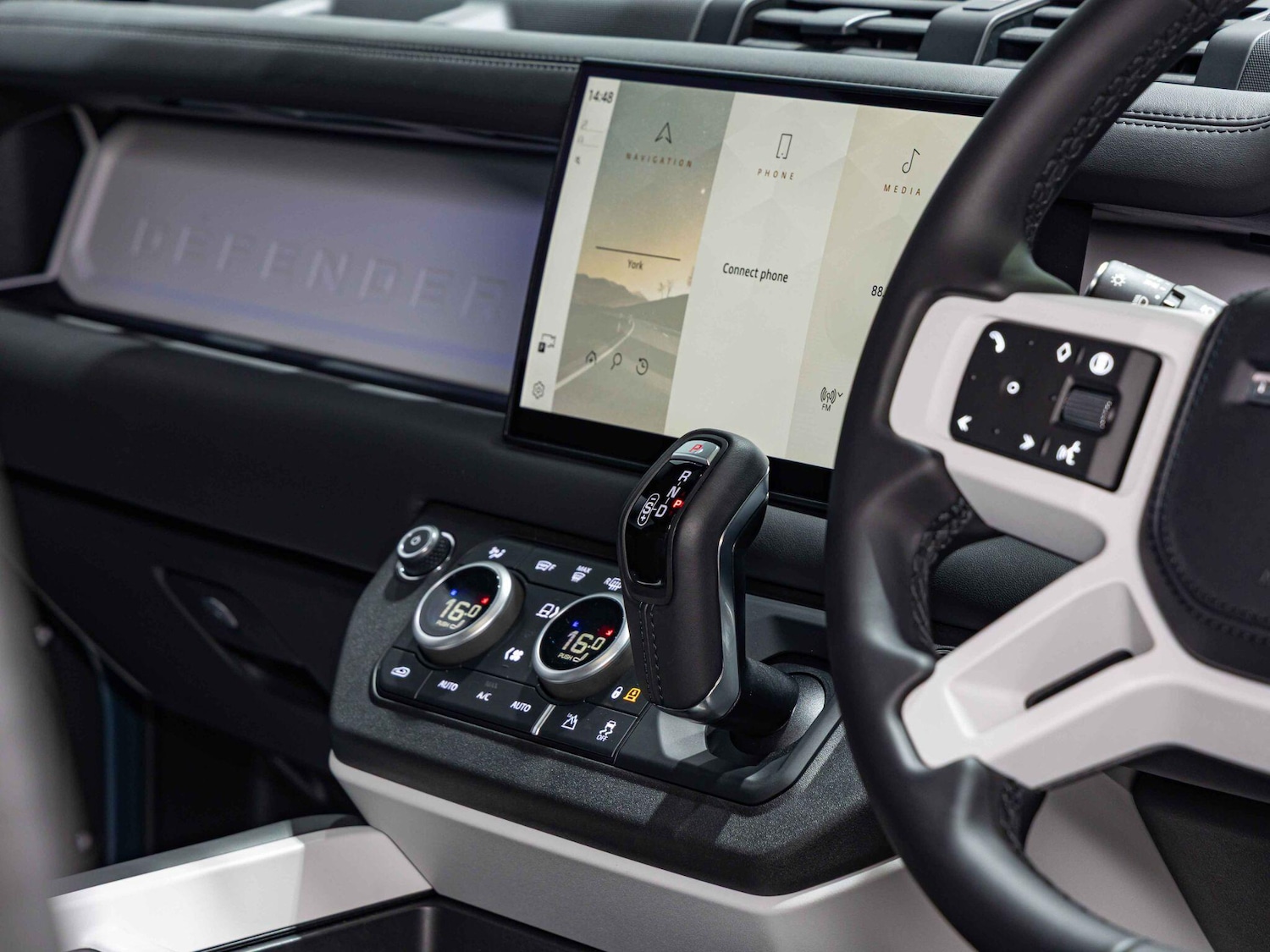 Used Land Rover Defender 2025 for sale - 76484626: Photo 15